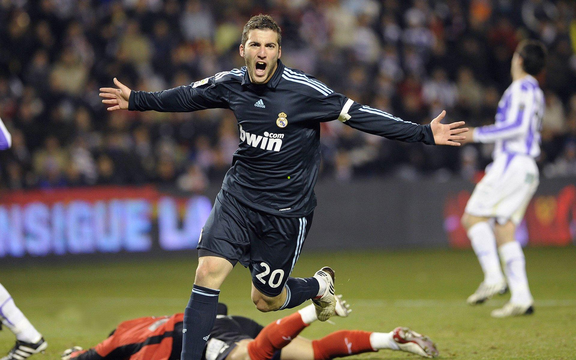 葡萄牙媒体，恒大旧将杰克逊-马丁内斯或加盟第四级别联赛