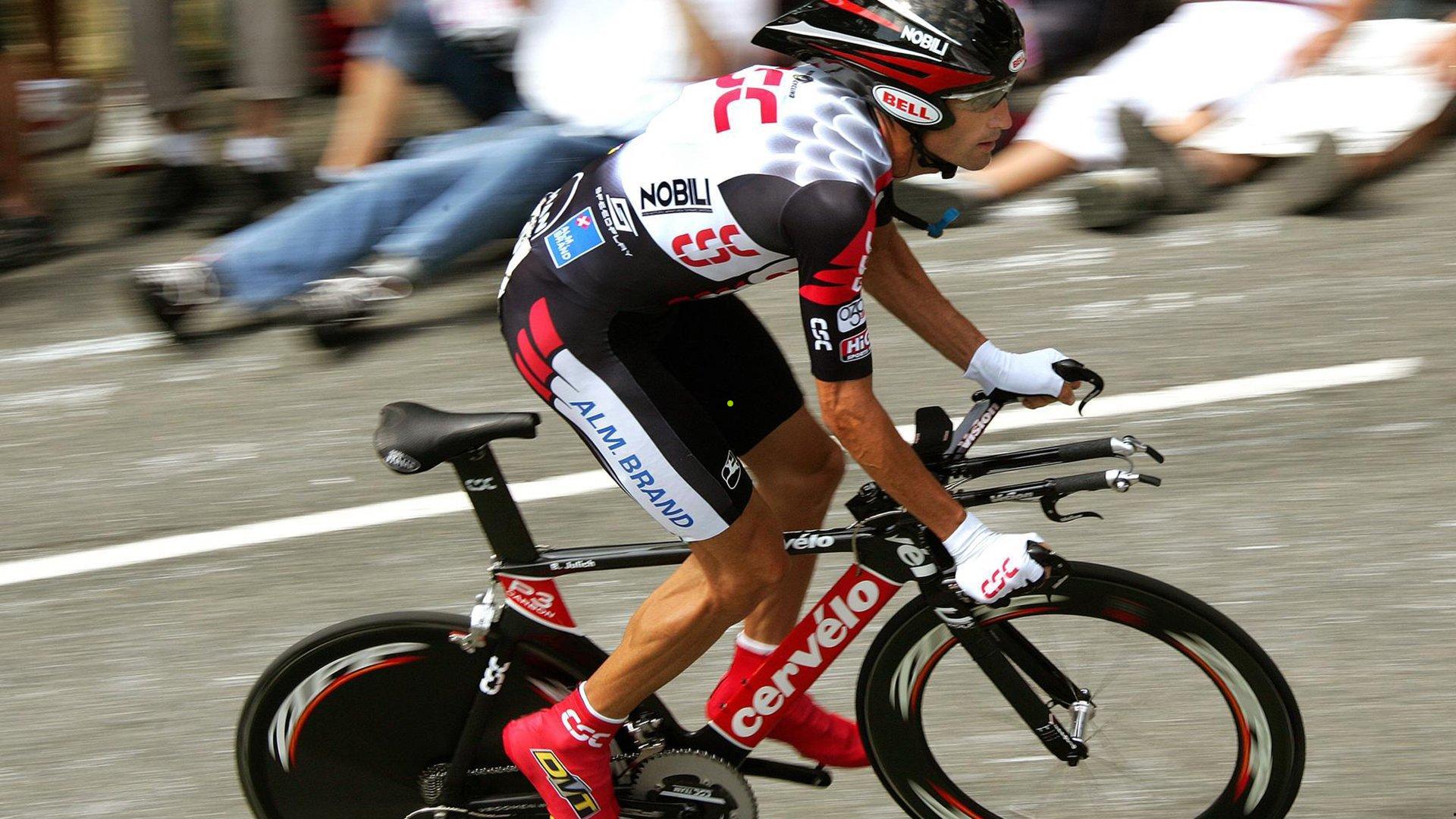 邱瑞：是王楚钦和孙颖莎让乒乓球达到了前所未有的高度